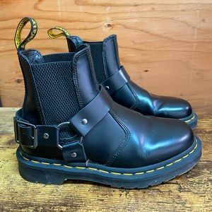 Dr. Martens WINCOX LEATHER BUCKLE BOOTS